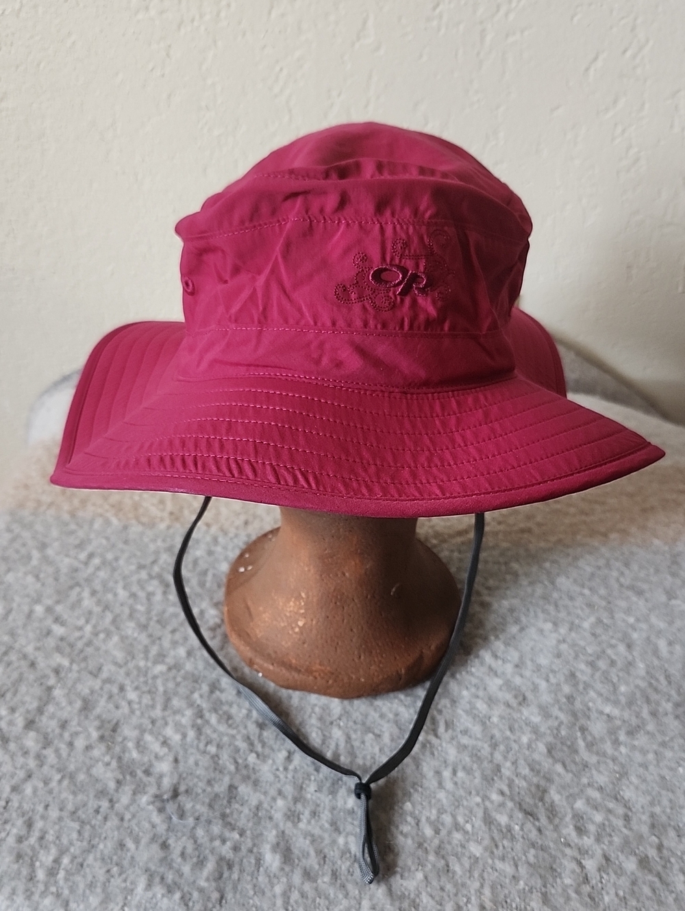 Outdoor Research Women's Wide-Brim Sun Hat in Pink